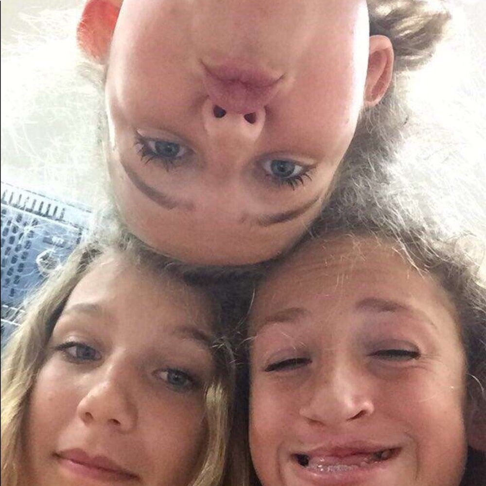 Meet your Posher, Alexis